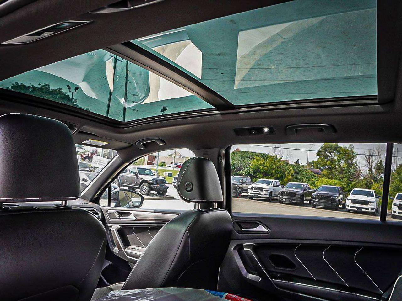 2024 Volkswagen Tiguan  Photo