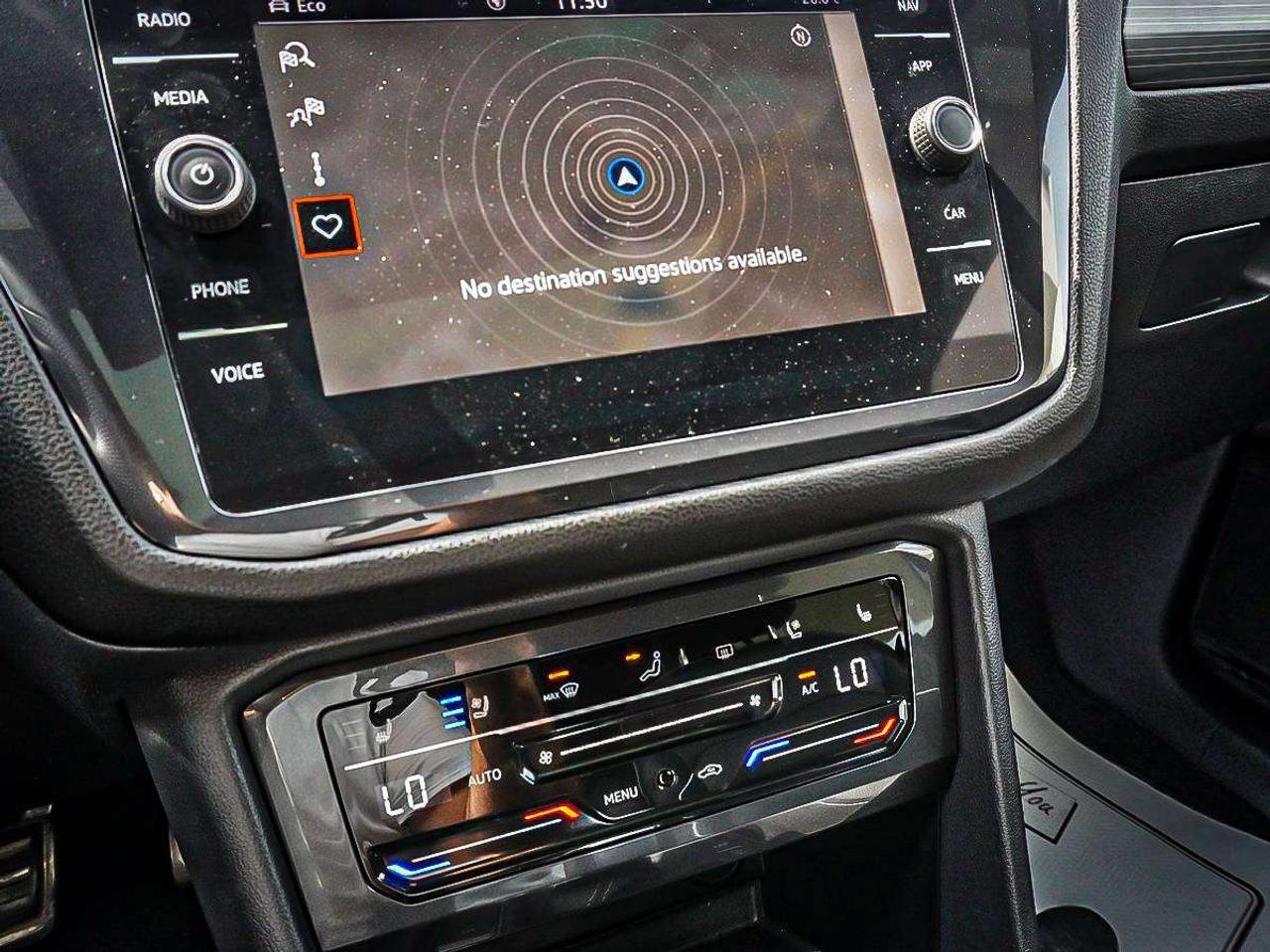 2024 Volkswagen Tiguan  Photo