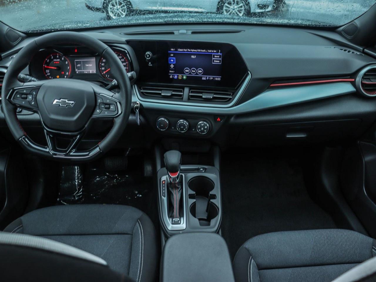 2026 Chevrolet Trax FWD 4dr 1RS Photo