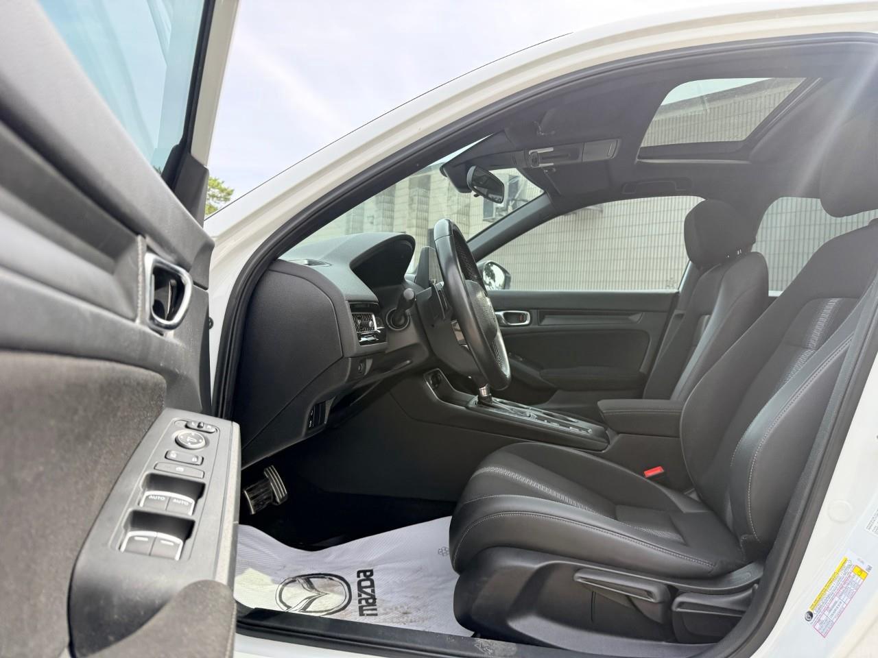 2022 Honda Civic Sport 4dr Hatchback Photo