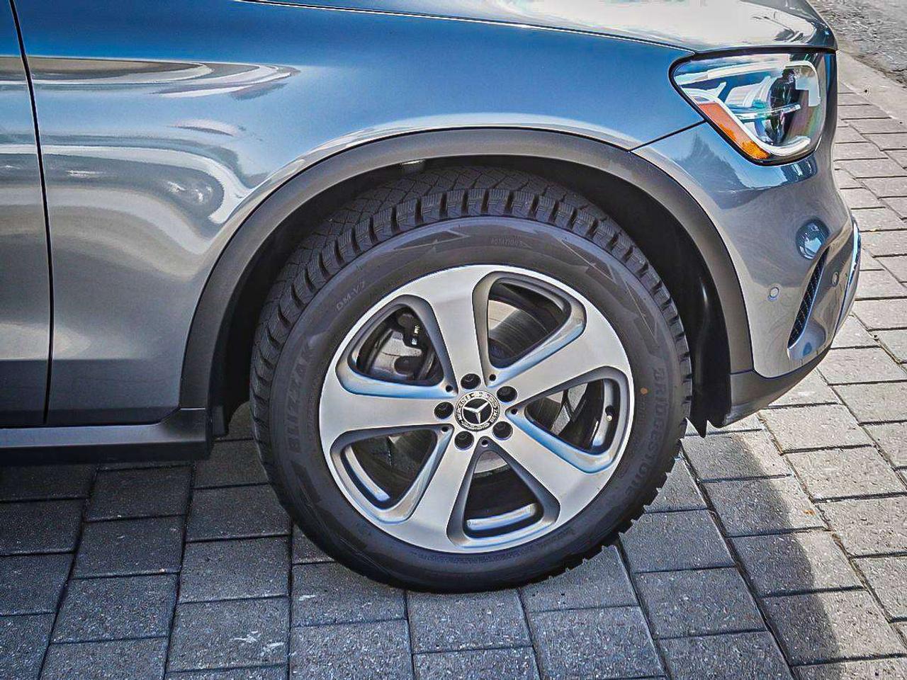 2022 Mercedes-Benz GLC  Photo