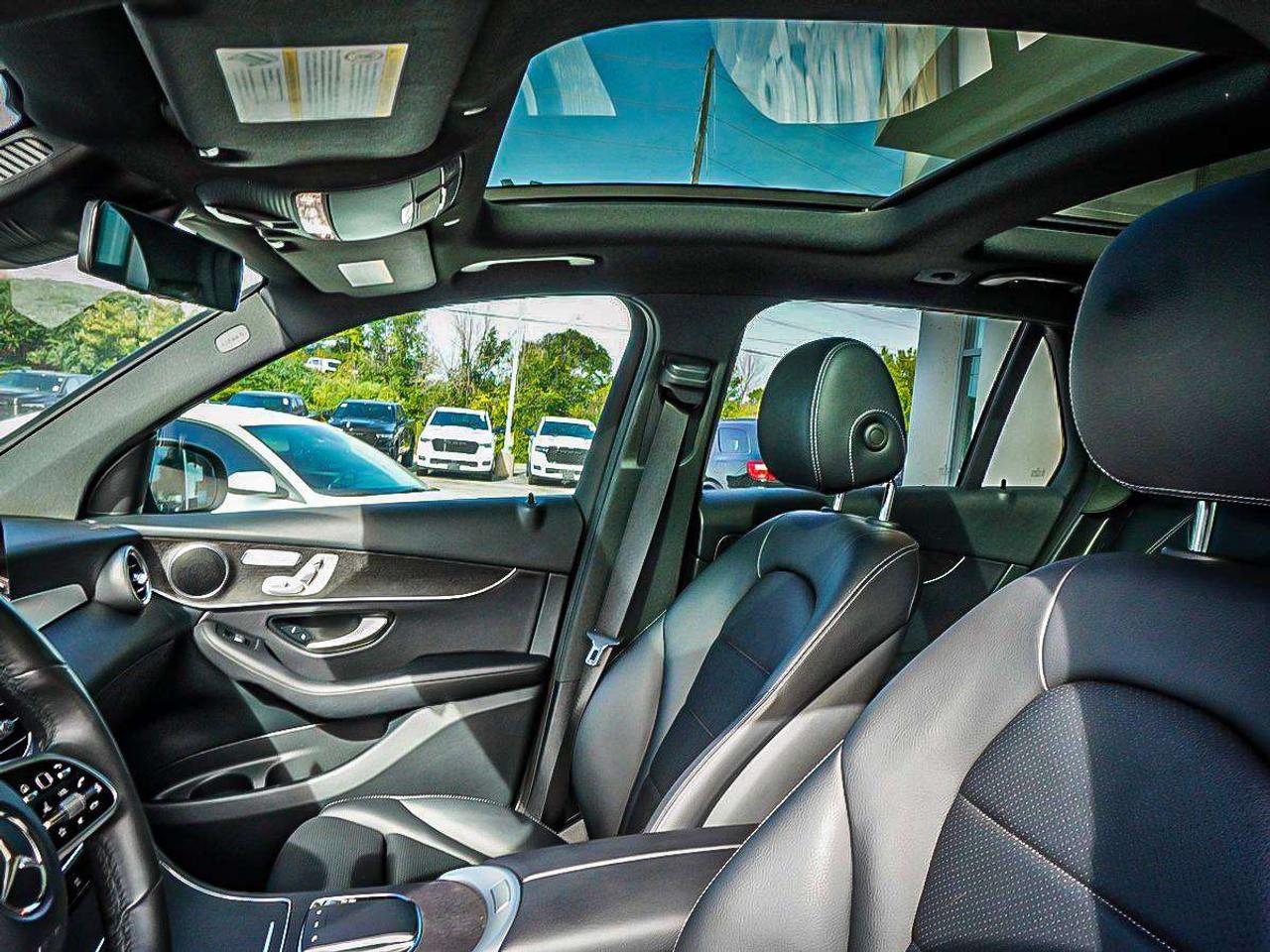 2022 Mercedes-Benz GLC  Photo