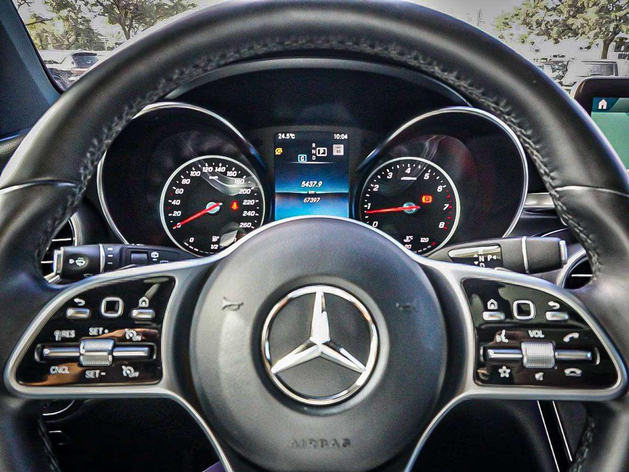 2022 Mercedes-Benz GLC  Photo