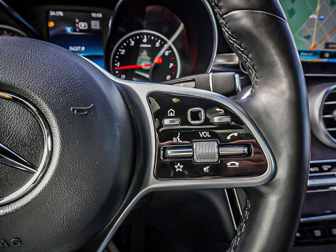 2022 Mercedes-Benz GLC  Photo