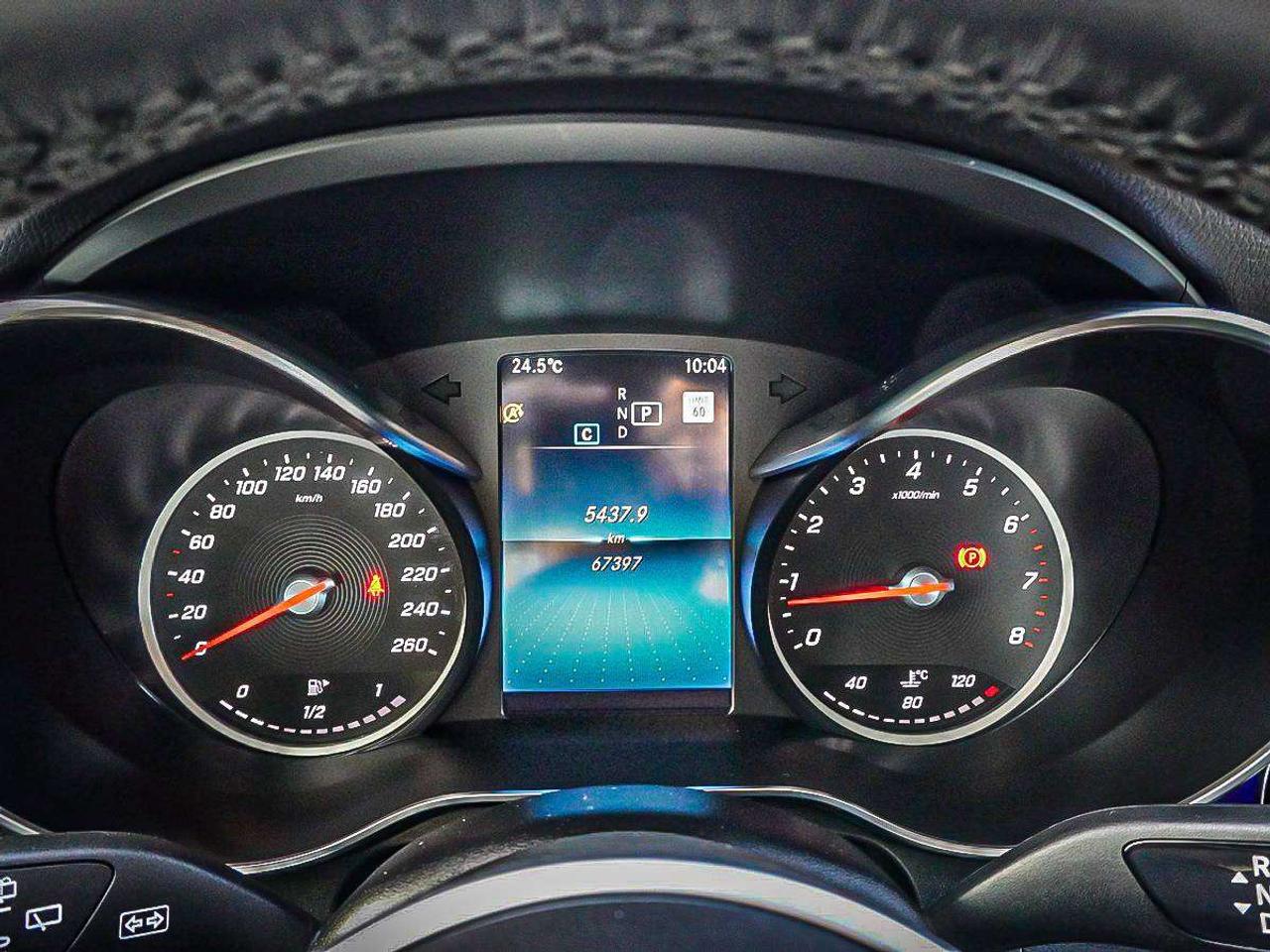 2022 Mercedes-Benz GLC  Photo