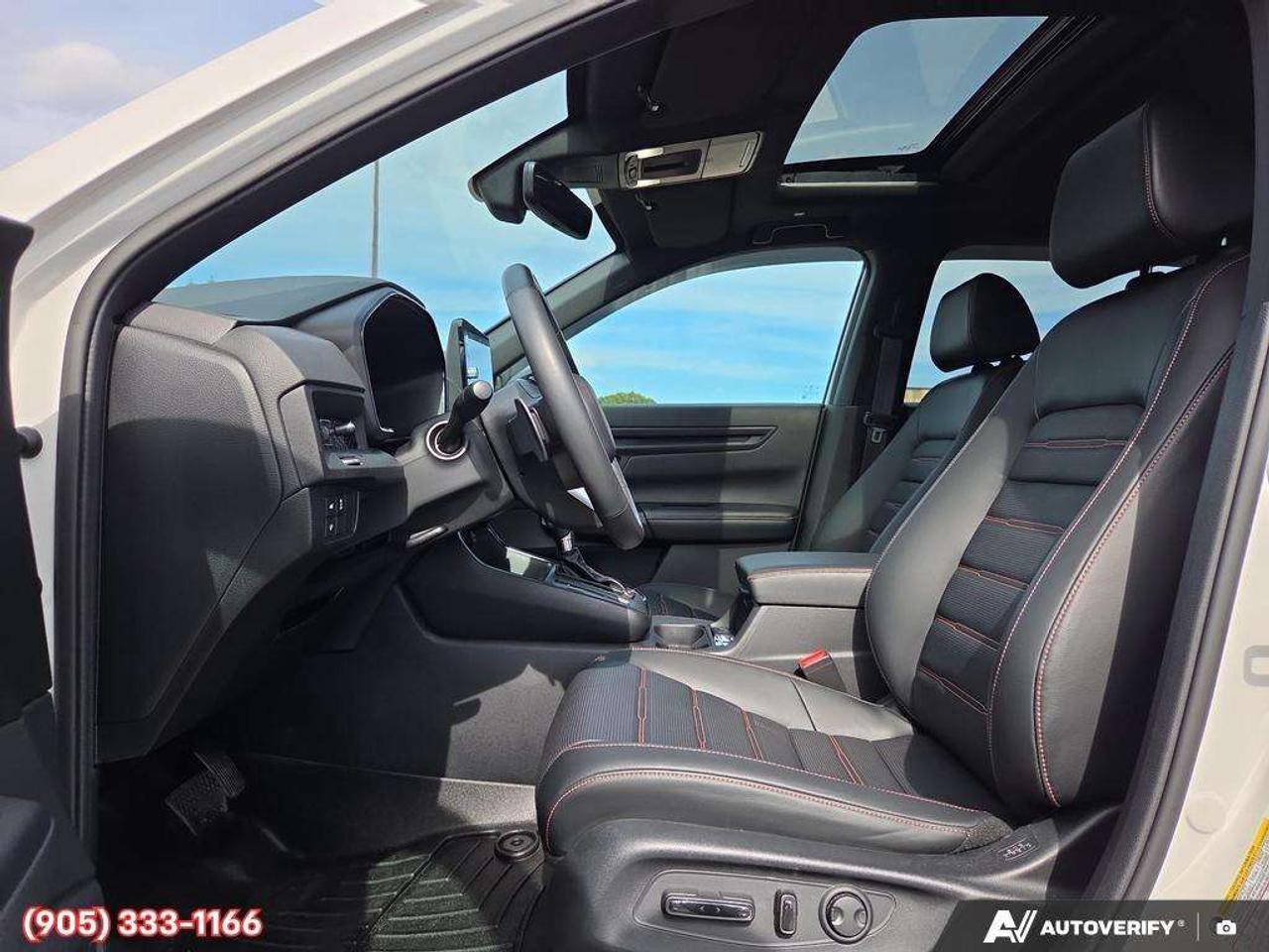 2024 Honda CR-V EX-L Apple CarPlay & Android Auto • Power Sunroof • Leather Seating • Remote Start System • Heated Front Seats • Rear Par Photo