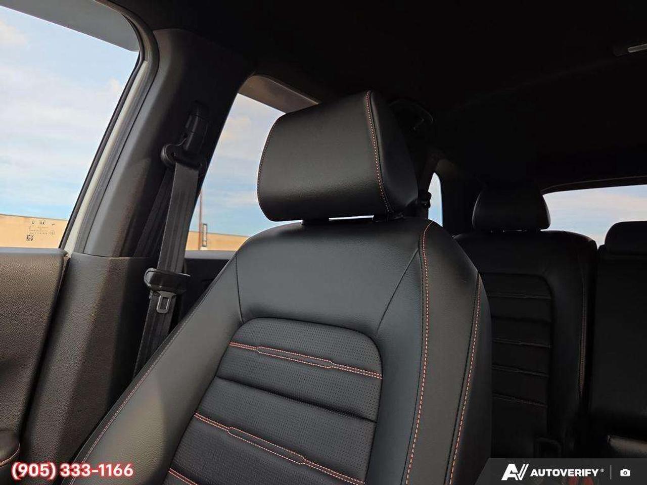 2024 Honda CR-V EX-L Apple CarPlay & Android Auto • Power Sunroof • Leather Seating • Remote Start System • Heated Front Seats • Rear Par Photo
