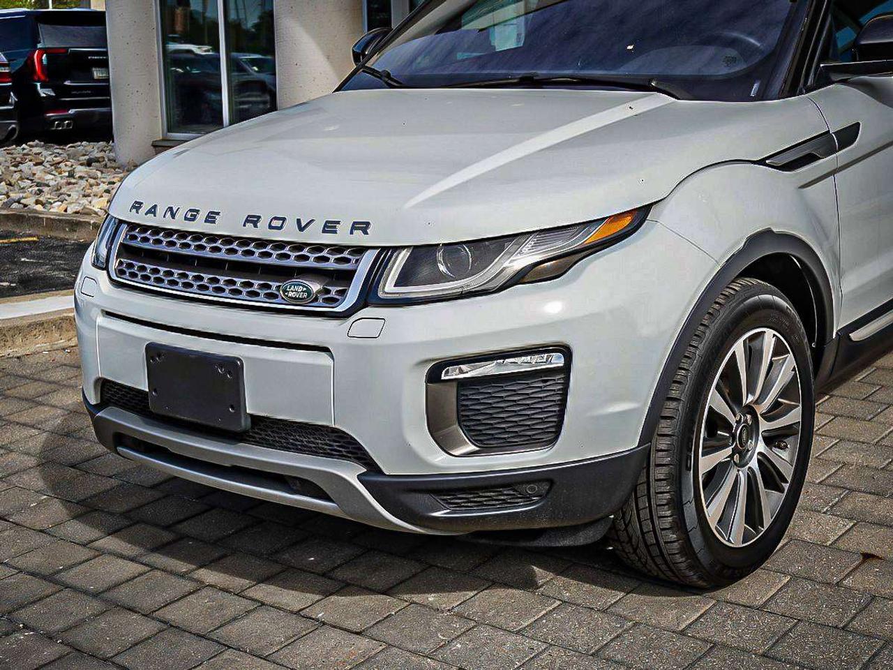 2017 Land Rover Range Rover Evoque  Photo