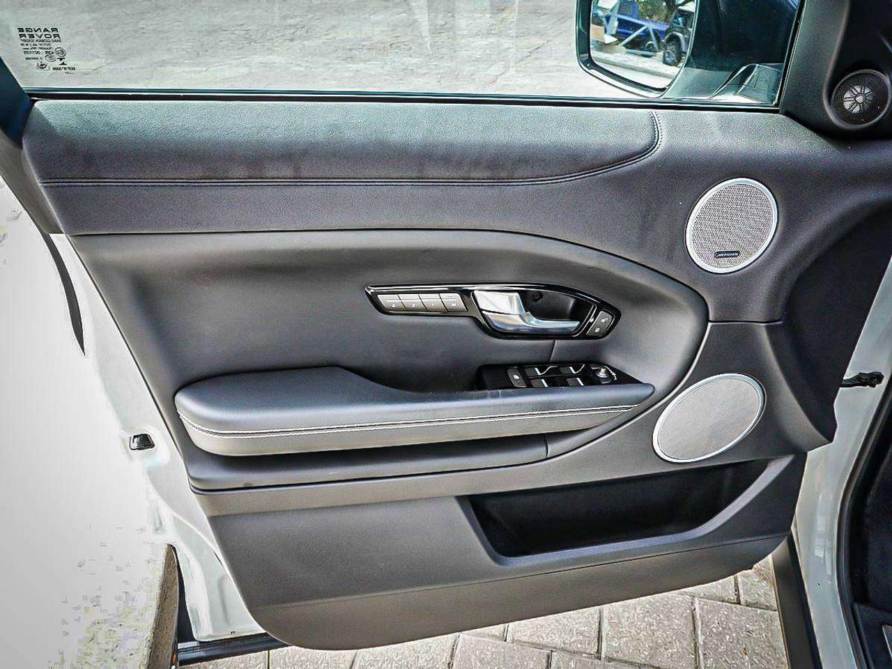 2017 Land Rover Range Rover Evoque  Photo