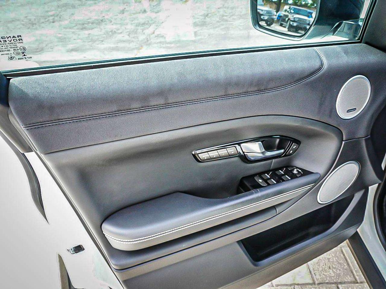 2017 Land Rover Range Rover Evoque  Photo