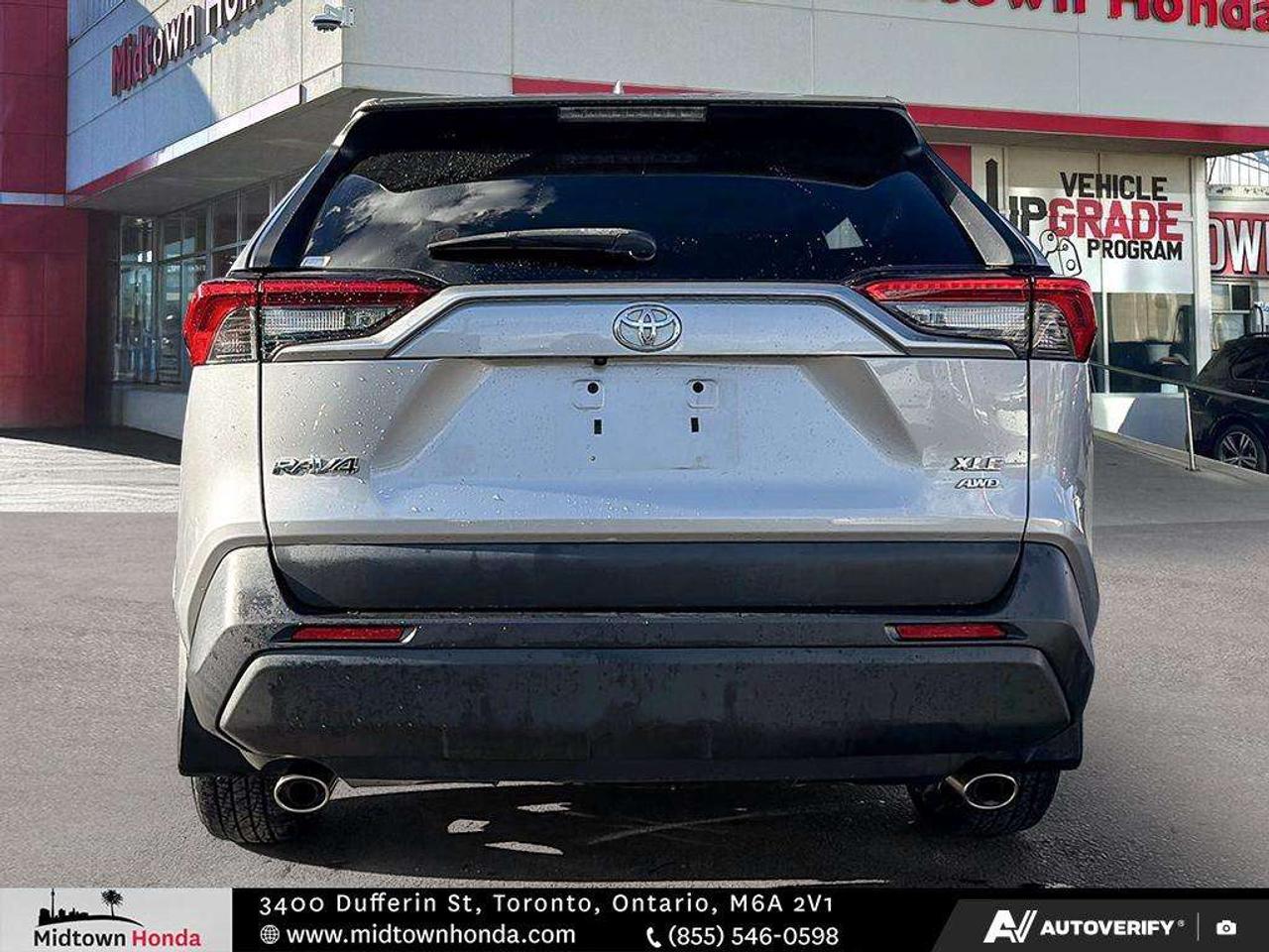 2020 Toyota RAV4 XLE AWD Photo