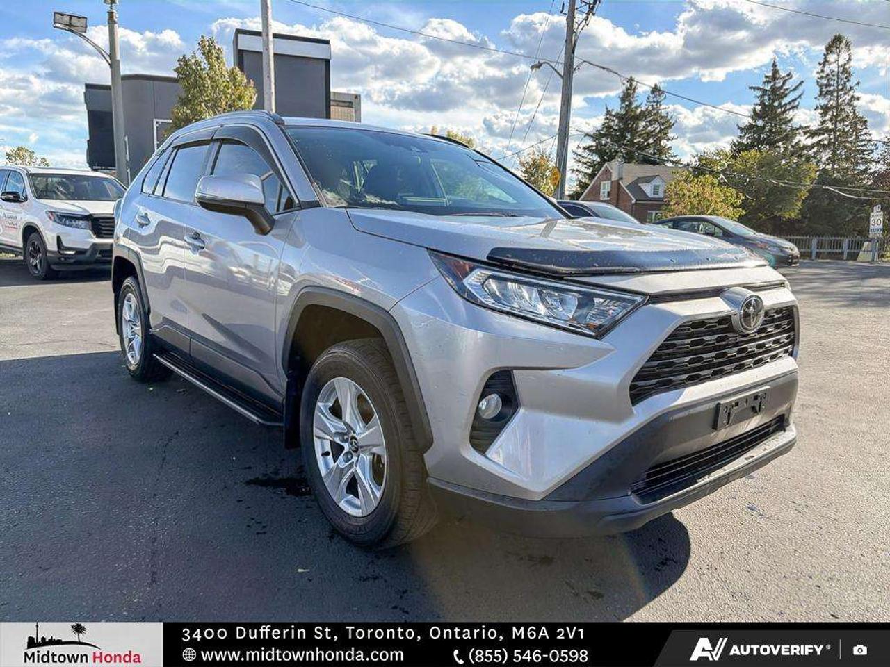 2020 Toyota RAV4 XLE AWD Photo