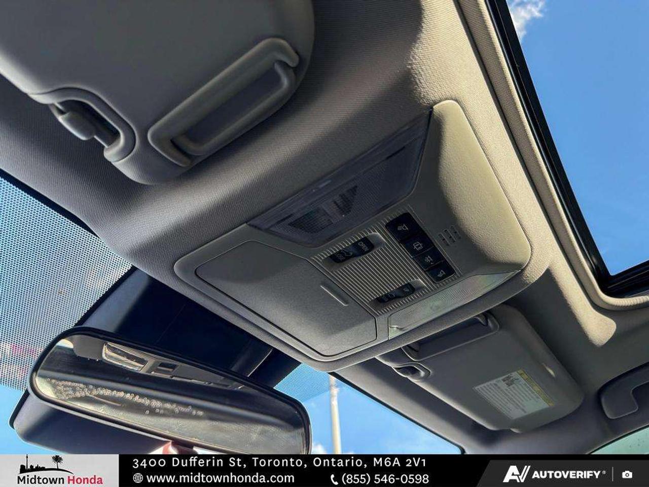 2020 Toyota RAV4 XLE AWD Photo