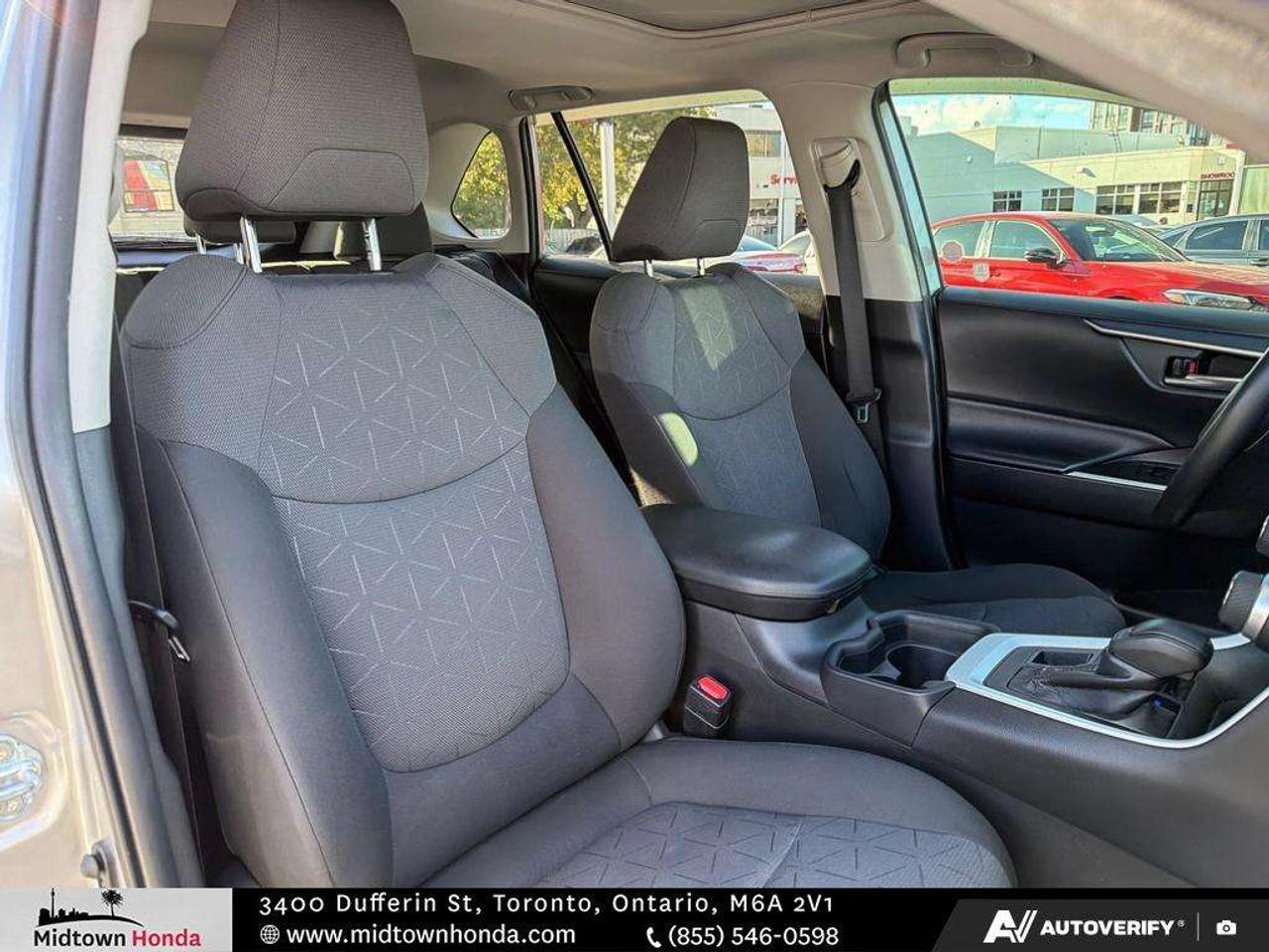 2020 Toyota RAV4 XLE AWD Photo