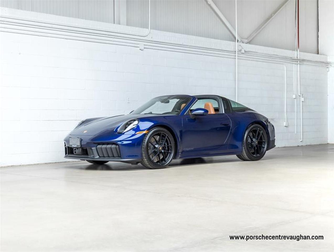 2026 Porsche 911  Photo0