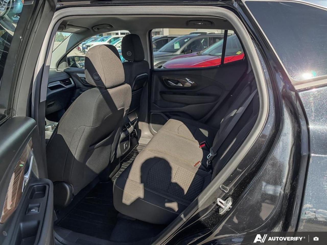 2020 GMC Terrain SLE Front-Wheel Drive Photo