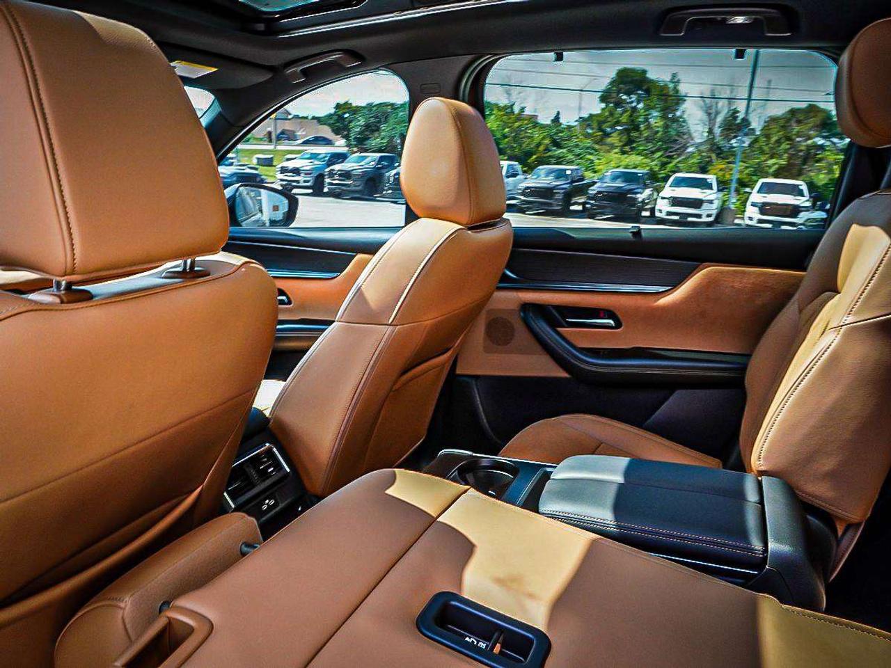 2024 Mazda CX-90  Photo