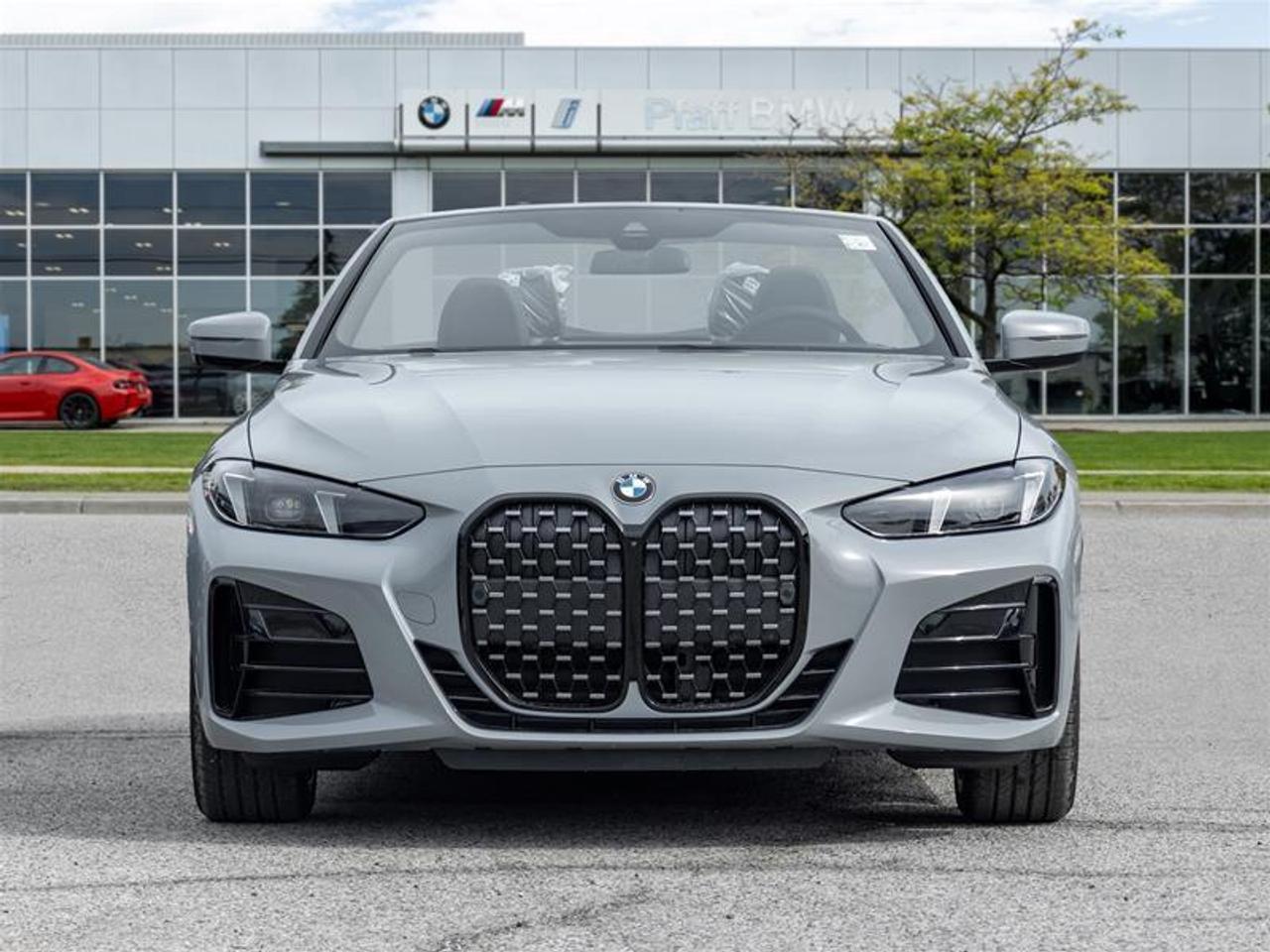 2027 BMW 430 i xDrive 2dr All-Wheel Drive Cabriolet Photo