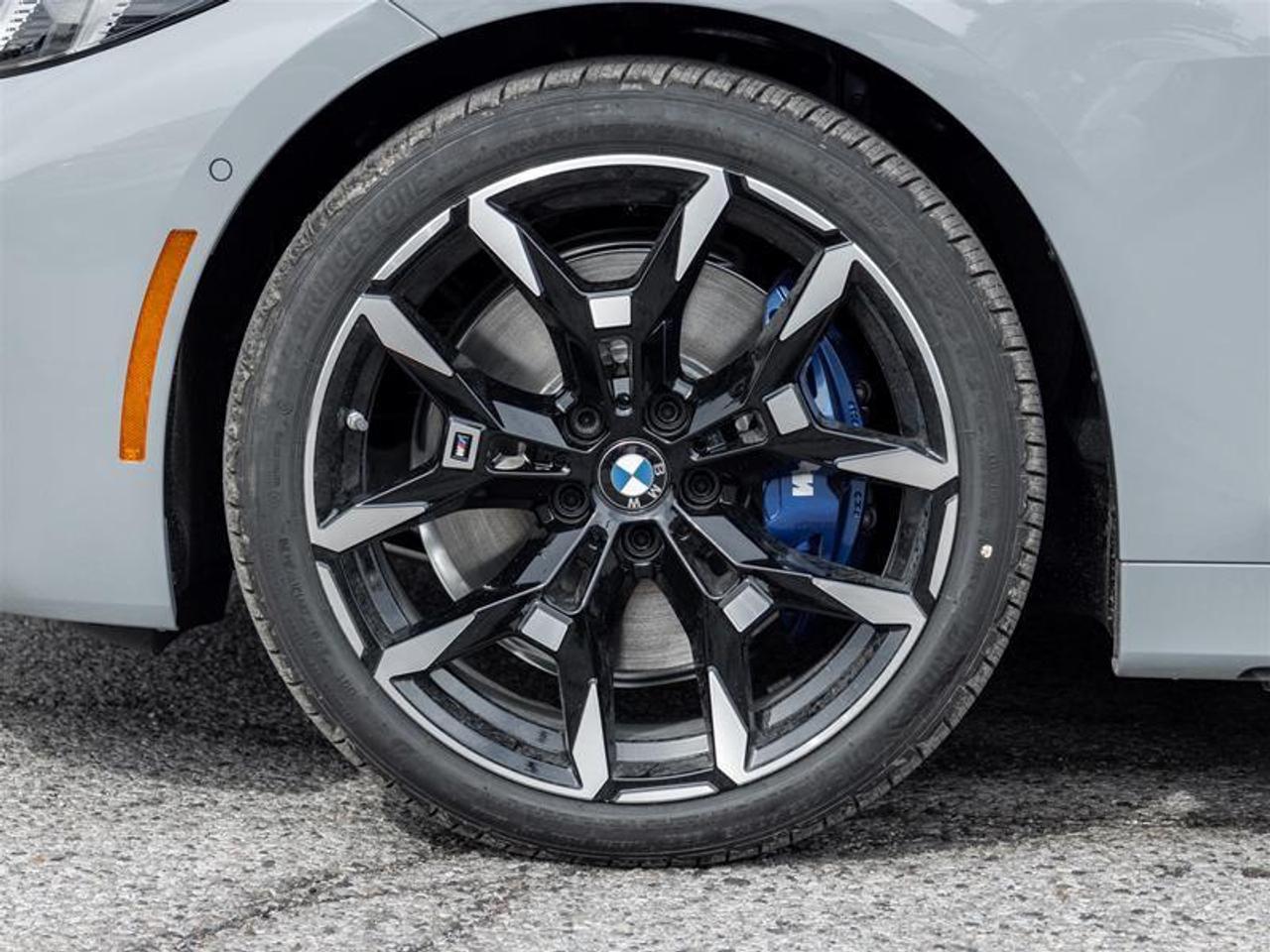 2027 BMW 430 i xDrive 2dr All-Wheel Drive Cabriolet Photo