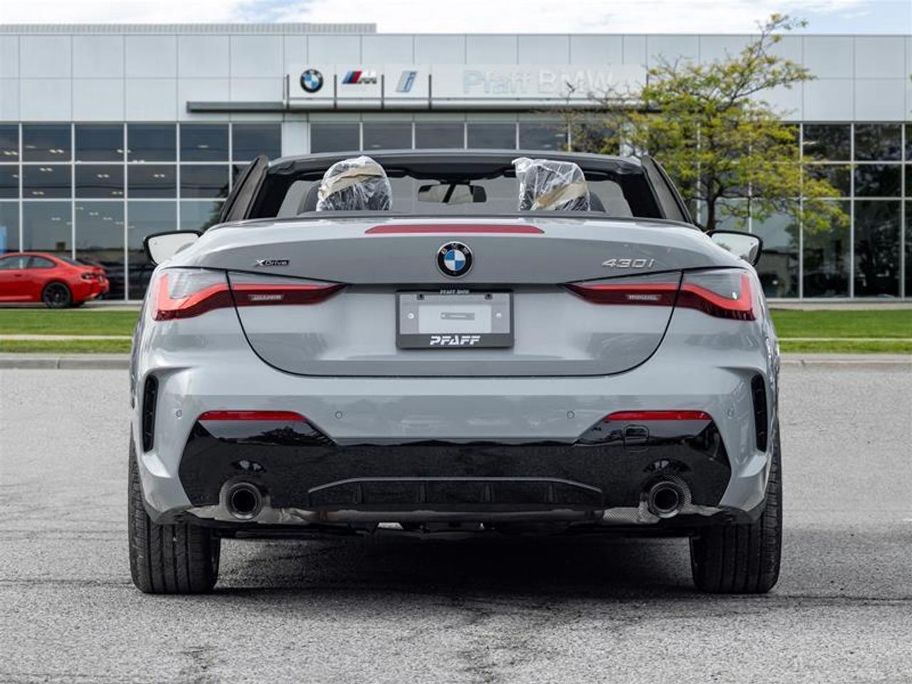 2027 BMW 430 i xDrive 2dr All-Wheel Drive Cabriolet Photo