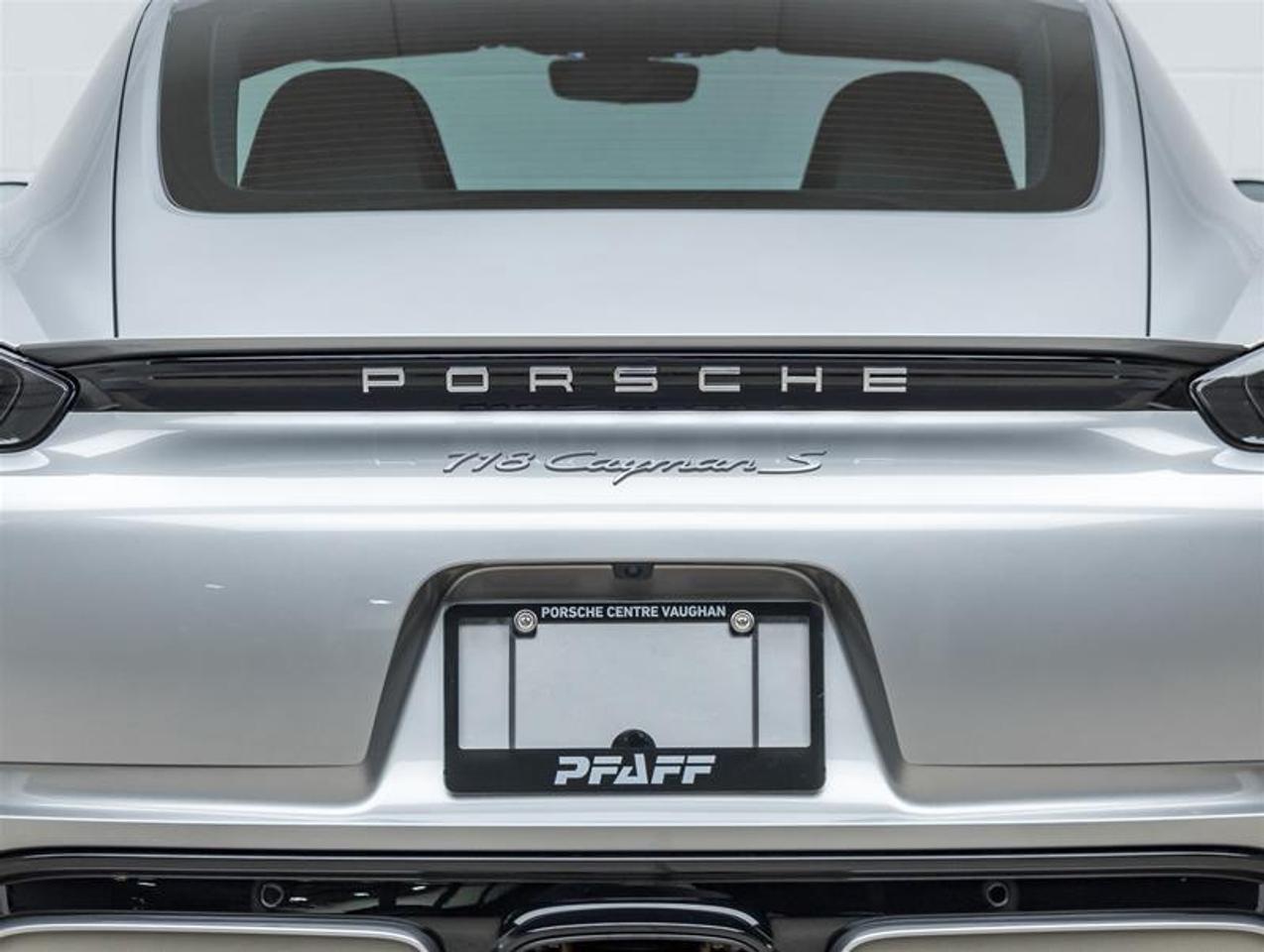 2024 Porsche 718 Cayman  Photo