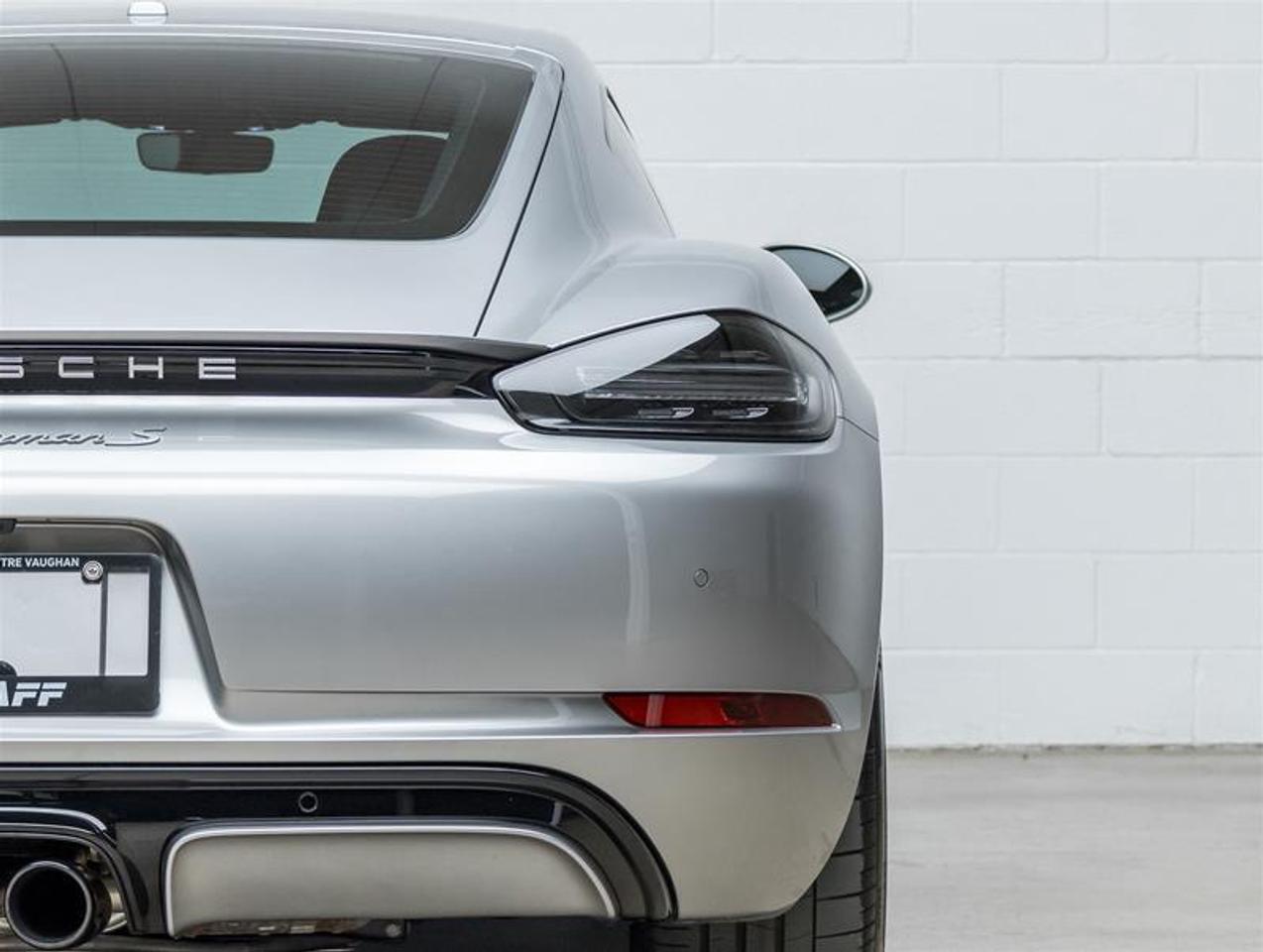 2024 Porsche 718 Cayman  Photo
