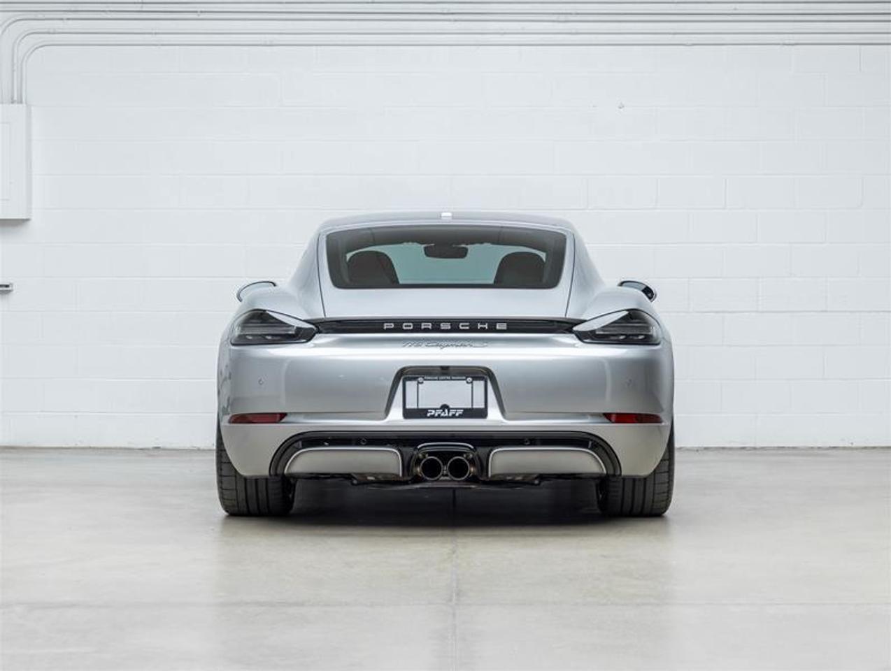 2024 Porsche 718 Cayman  Photo