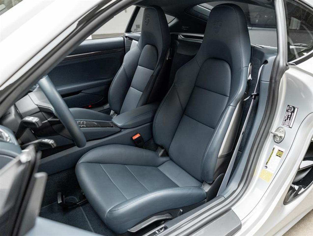 2024 Porsche 718 Cayman  Photo