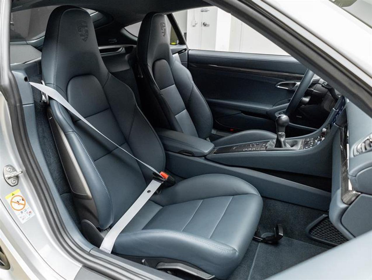 2024 Porsche 718 Cayman  Photo