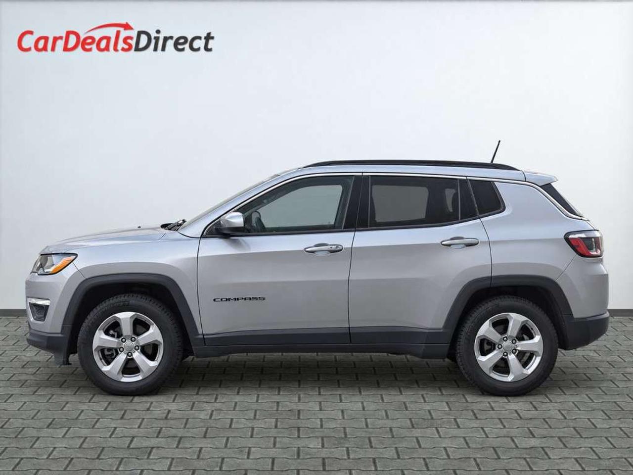 2020 Jeep Compass NORTH / 4X4 / HEATED SEATS / HEATED WHEEL / CARPLAY / BACKUP CAM / POWER LIFTGATE Photo