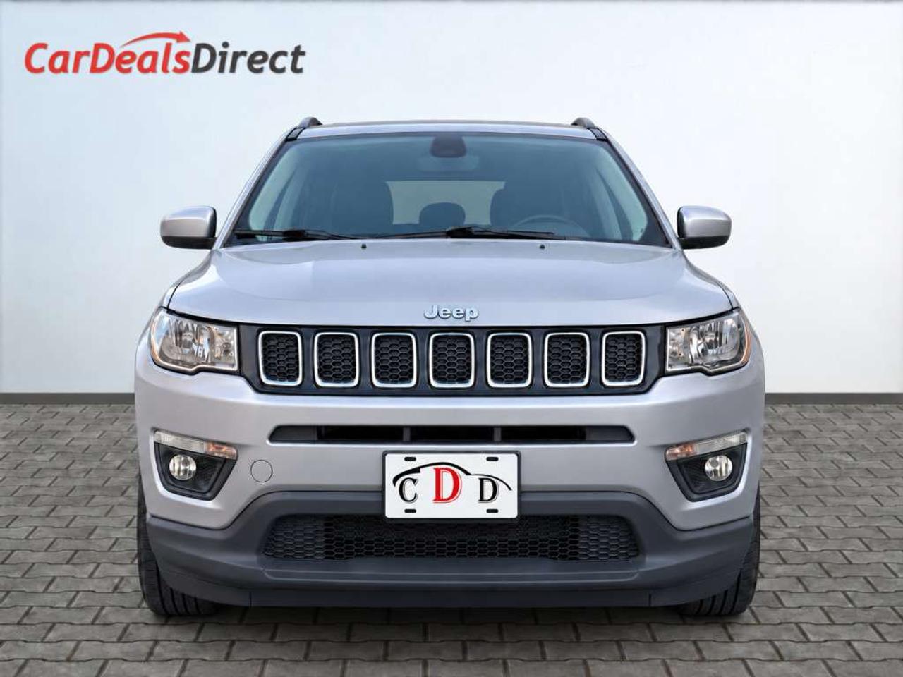 2020 Jeep Compass NORTH / 4X4 / HEATED SEATS / HEATED WHEEL / CARPLAY / BACKUP CAM / POWER LIFTGATE Photo