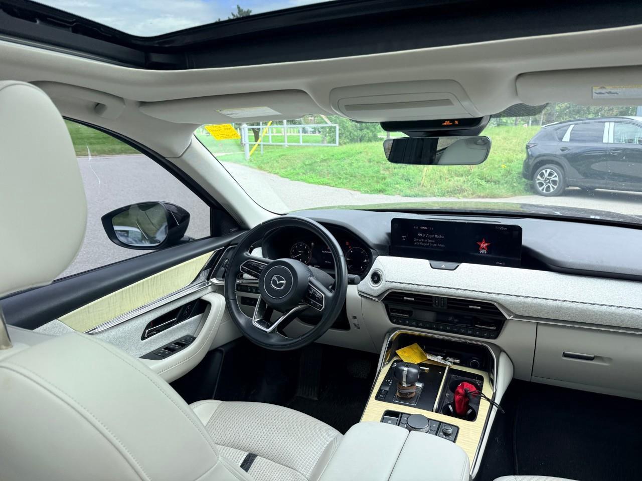 2024 Mazda CX-90 MHEV Signature 4dr i-ACTIV All-Wheel Drive Sport Utility Photo