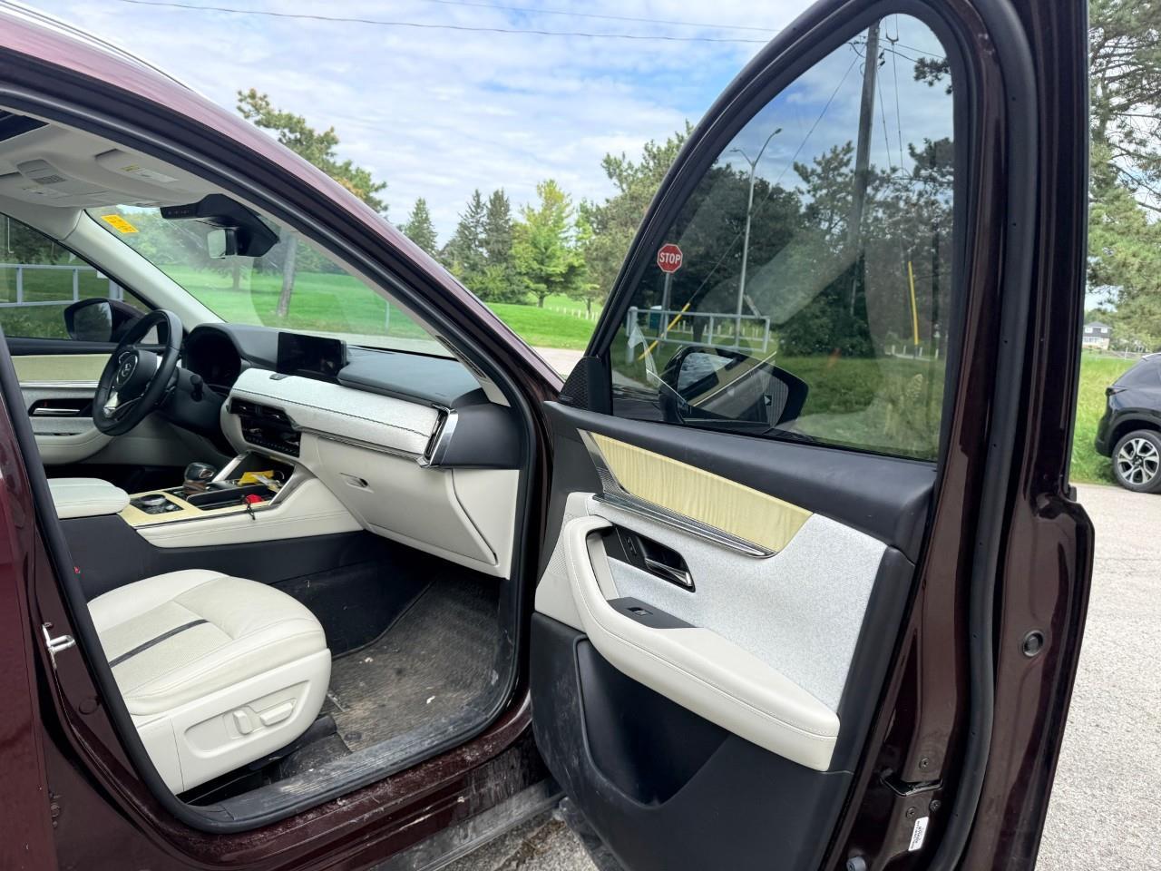 2024 Mazda CX-90 MHEV Signature 4dr i-ACTIV All-Wheel Drive Sport Utility Photo