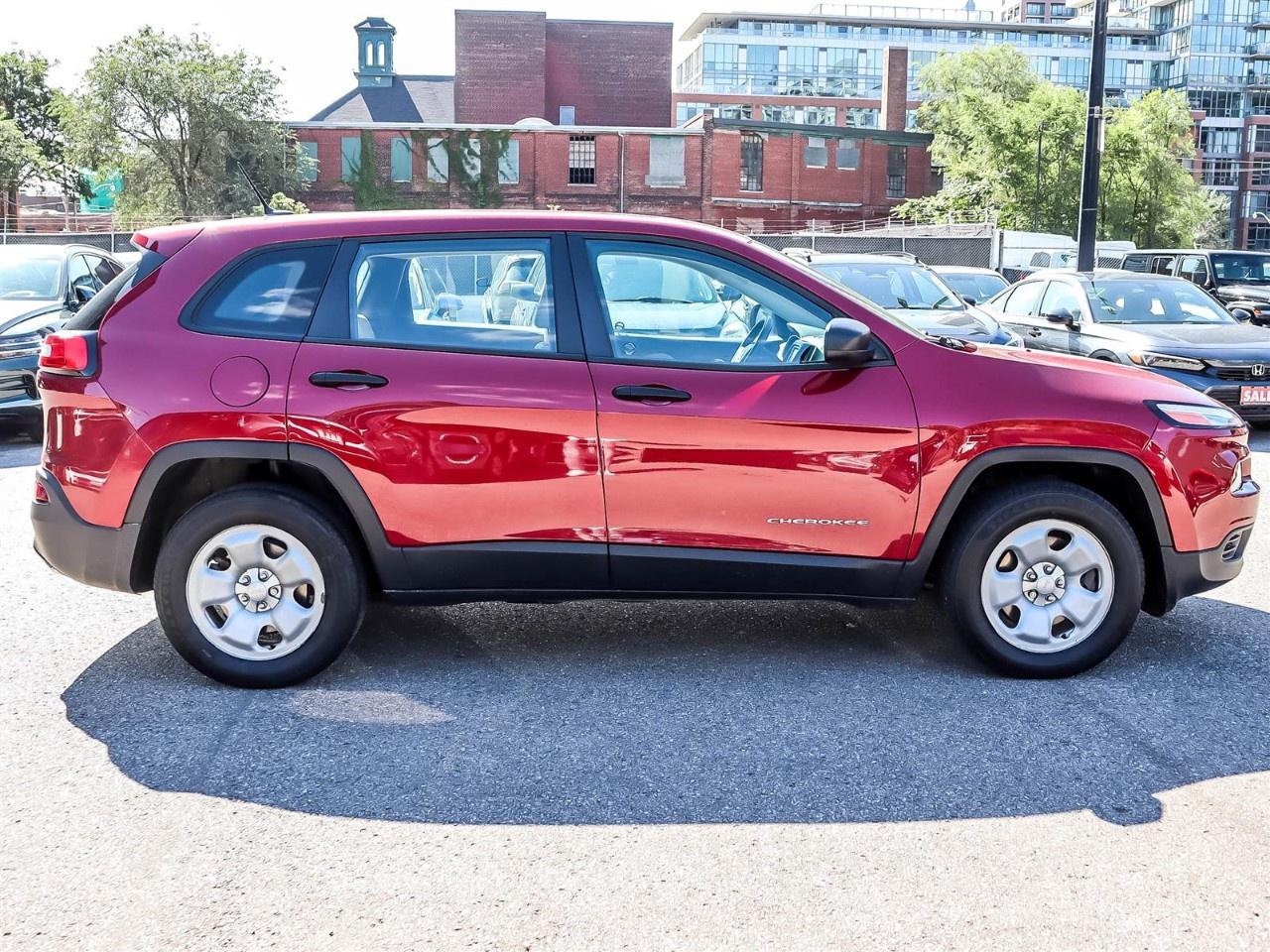2015 Jeep Cherokee 4WD 4Dr Sport Photo2
