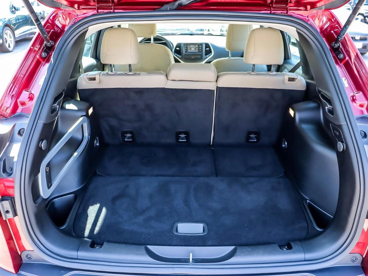2015 Jeep Cherokee 4WD 4Dr Sport Photo