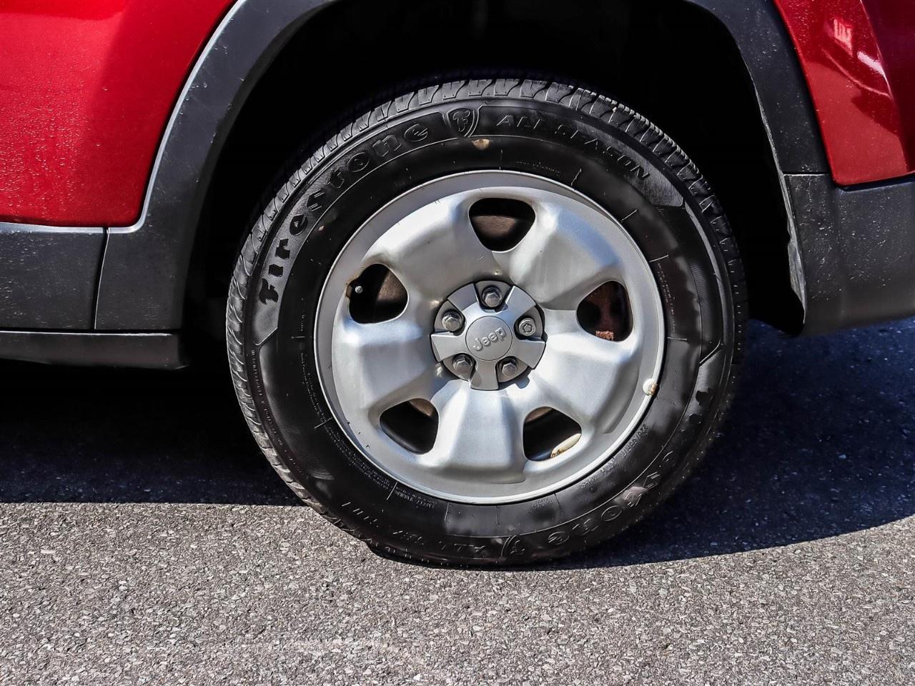 2015 Jeep Cherokee 4WD 4Dr Sport Photo