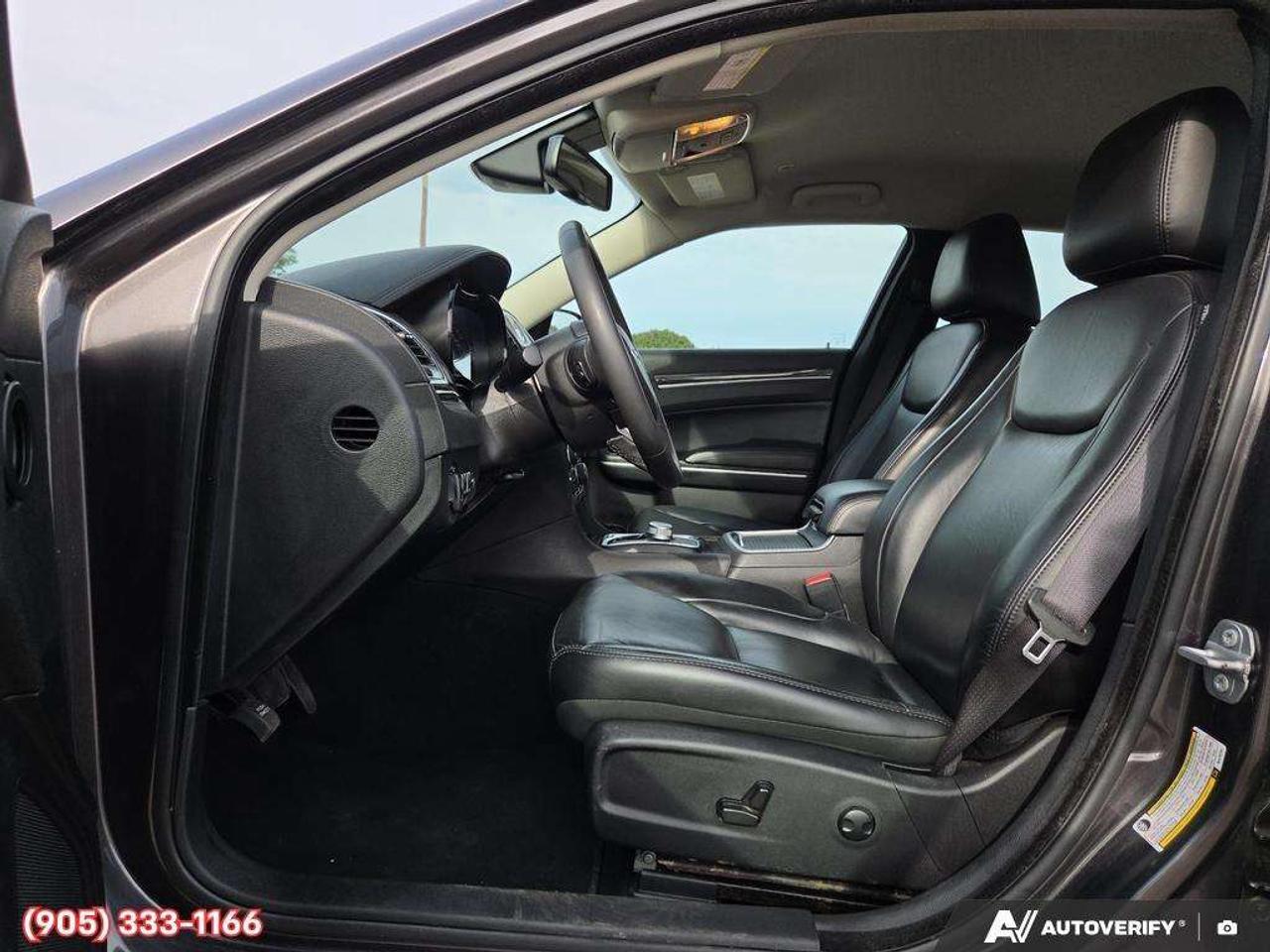 2022 Chrysler 300 Touring L Apple CarPlay & Android Auto • Leather Seating • Built-In Navigation System • Built-In Wi-Fi Hotspot • Remote S Photo