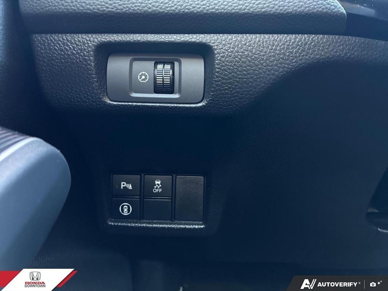 2024 Honda Civic Touring 4dr Sedan Photo