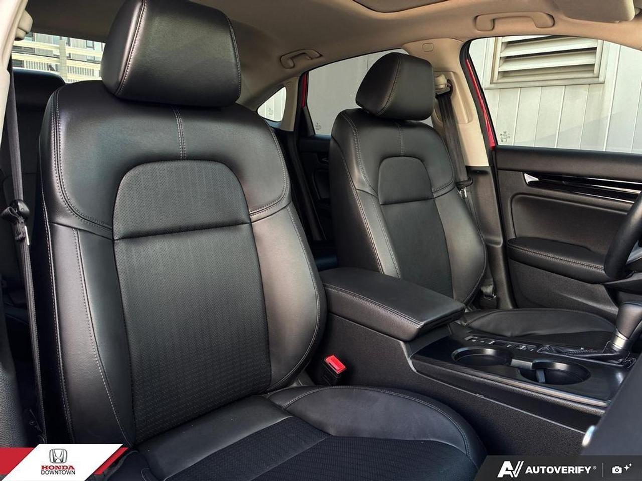2024 Honda Civic Touring 4dr Sedan Photo