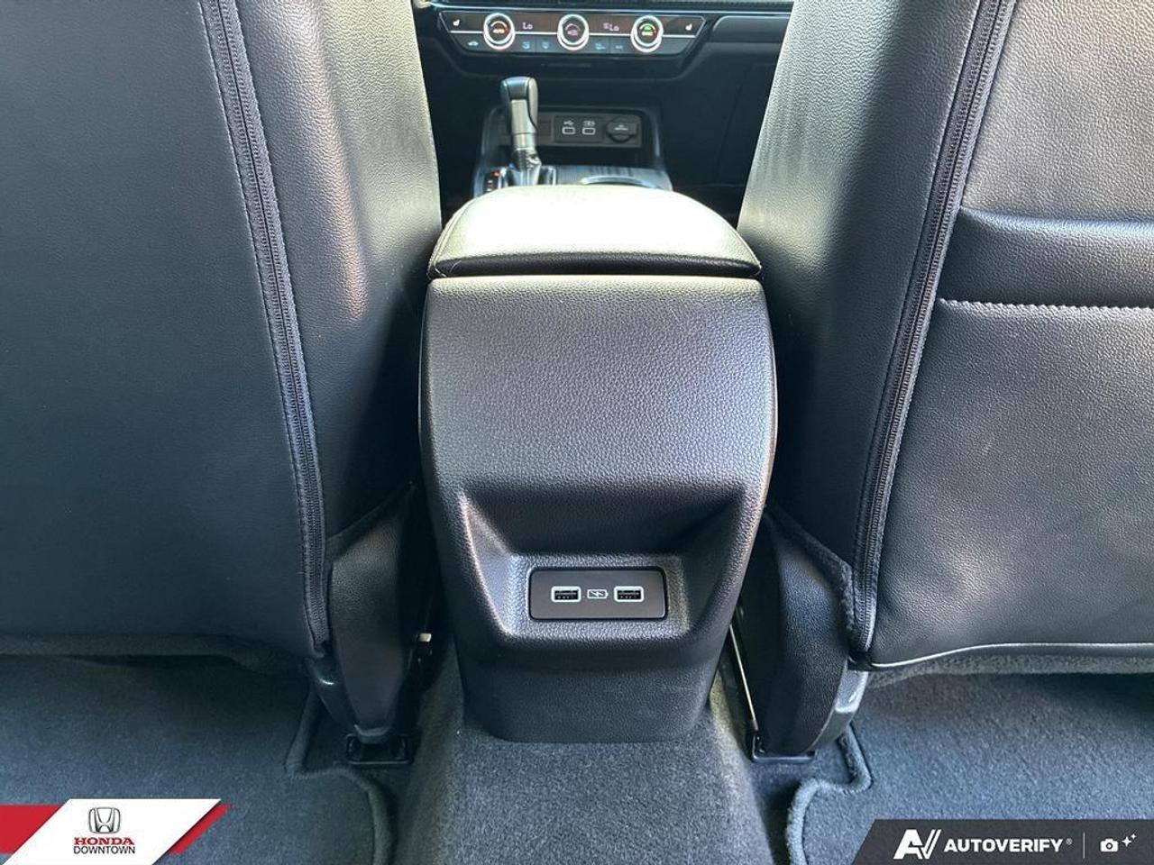 2024 Honda Civic Touring 4dr Sedan Photo