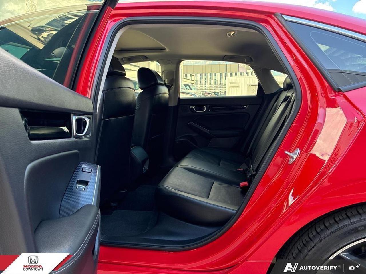 2024 Honda Civic Touring 4dr Sedan Photo