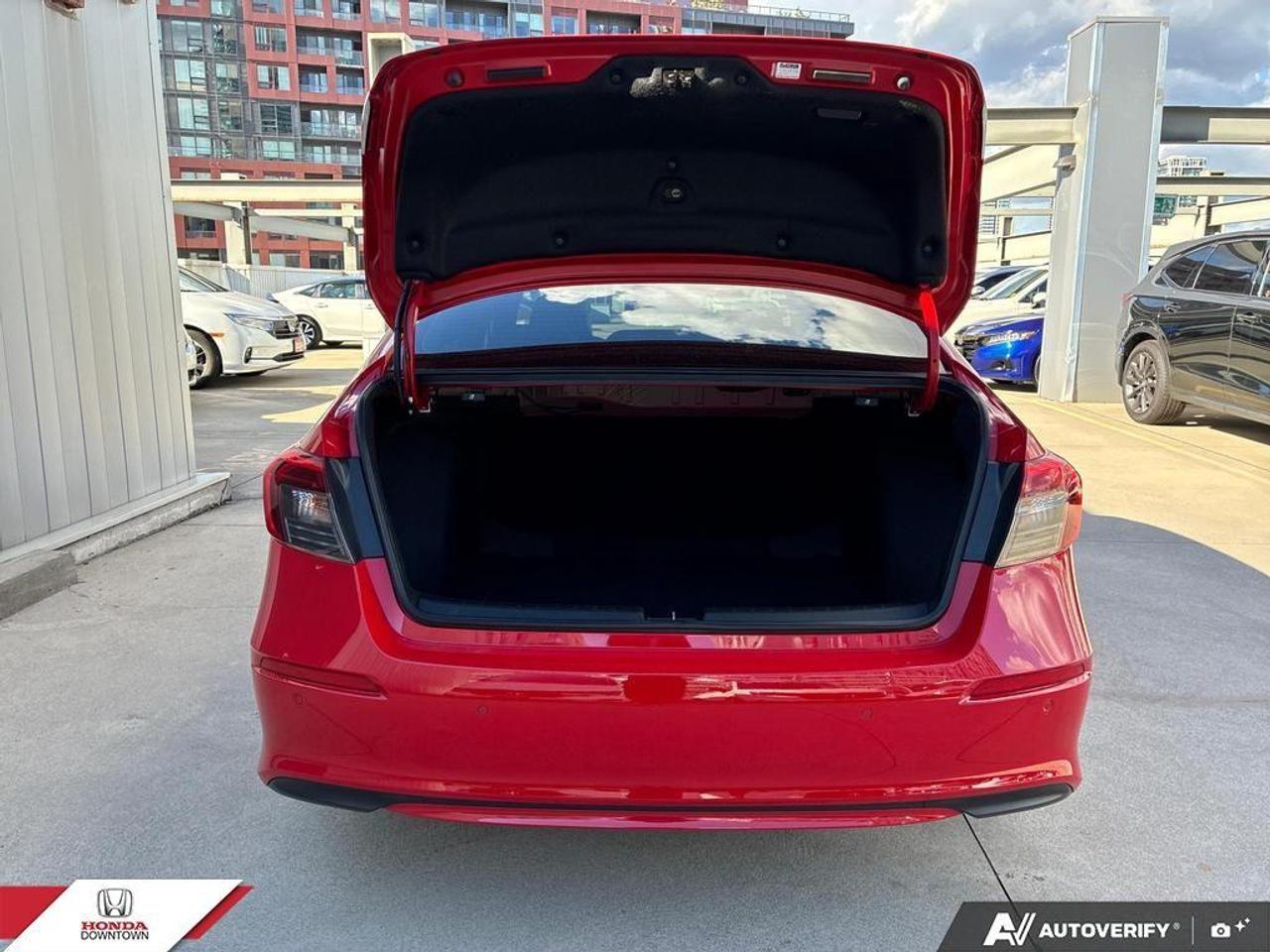 2024 Honda Civic Touring 4dr Sedan Photo