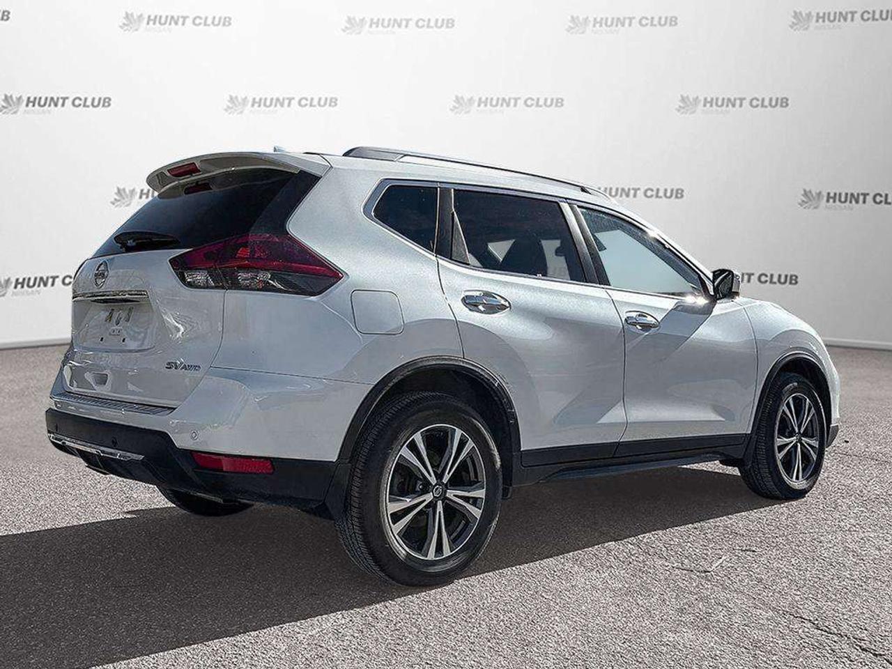 2019 Nissan Rogue SV AWD   Apple Car Play   Android Auto   Moonroof Photo