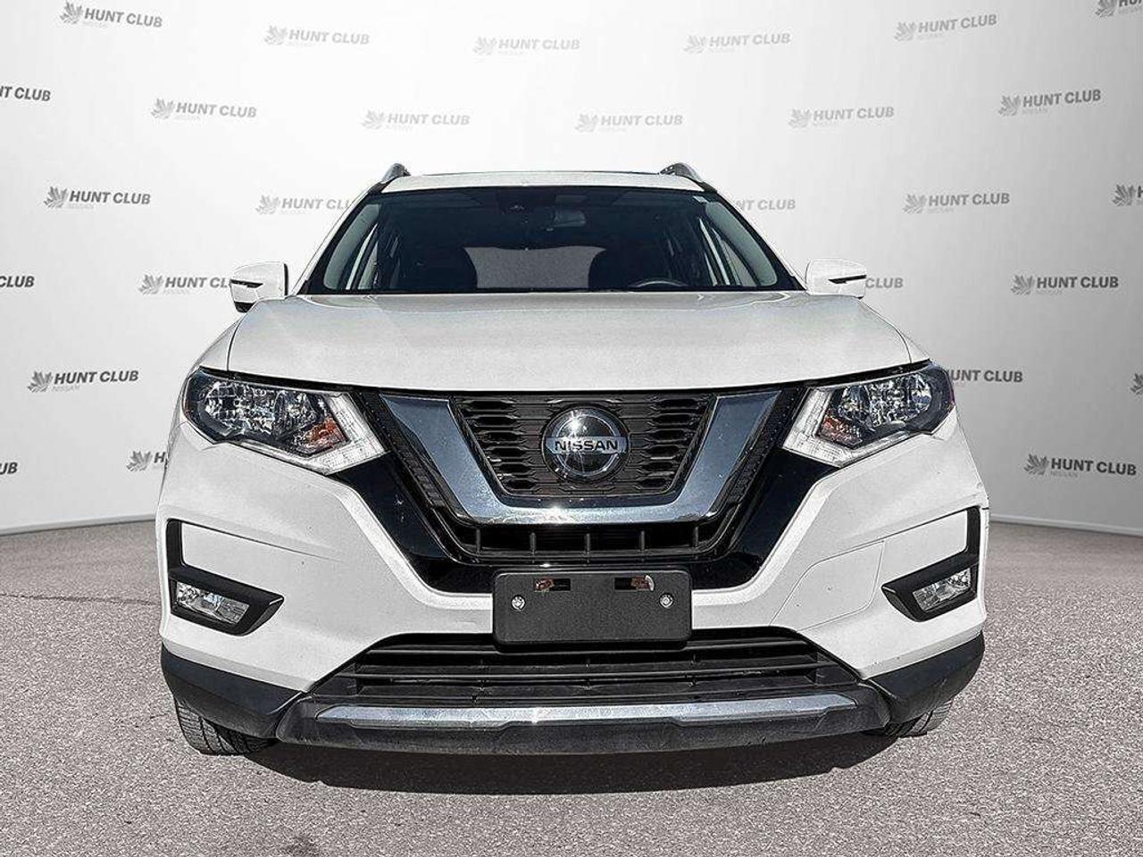 2019 Nissan Rogue SV AWD   Apple Car Play   Android Auto   Moonroof Photo