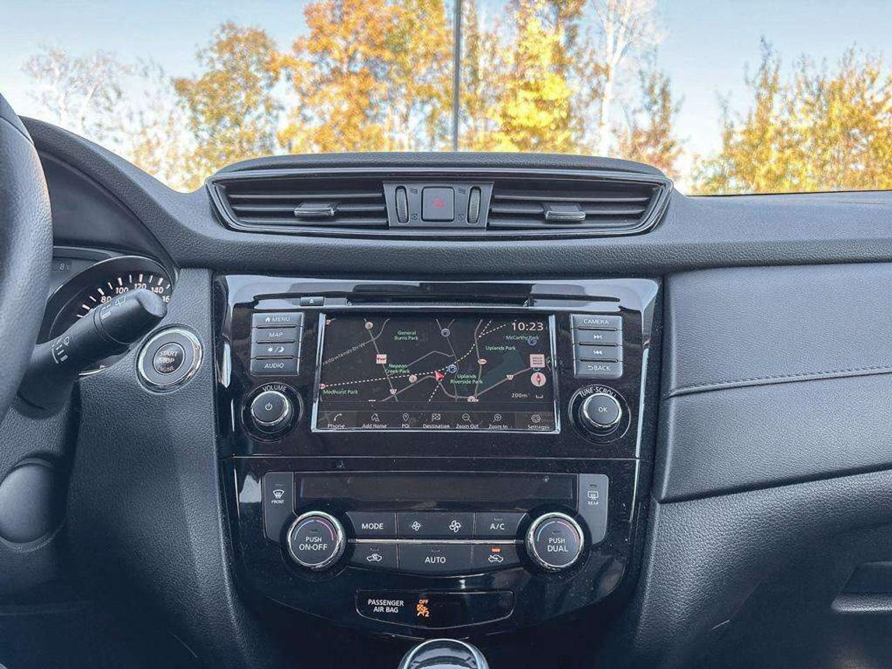 2019 Nissan Rogue SV AWD   Apple Car Play   Android Auto   Moonroof Photo