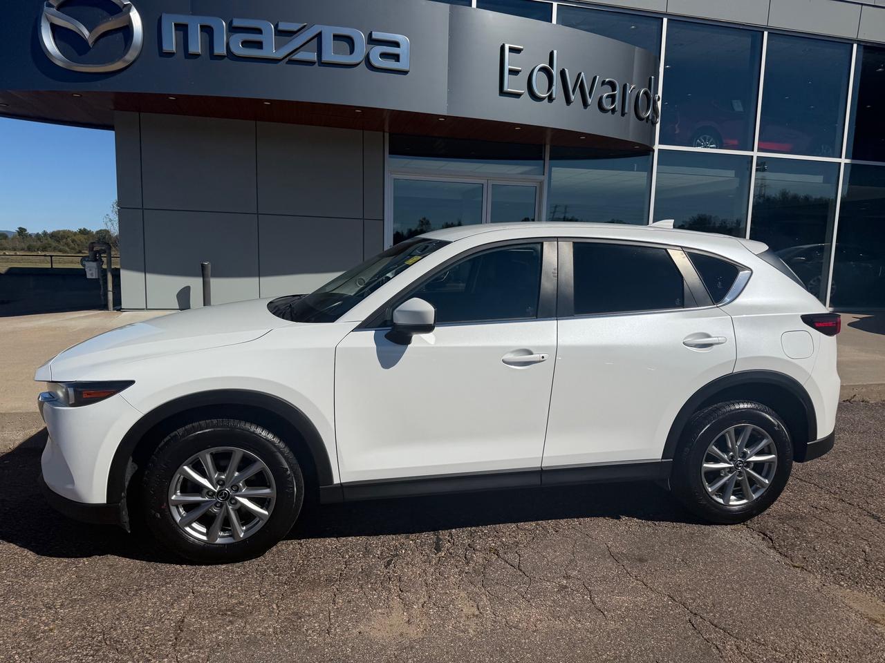 2022 Mazda CX-5 GS 4dr i-ACTIV All-Wheel Drive Sport Utility Photo5