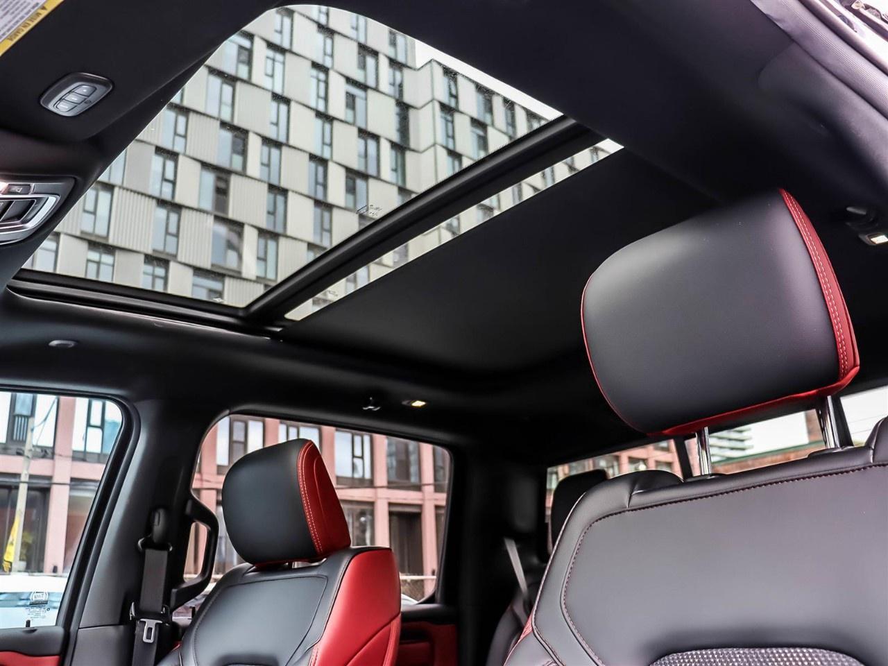 2019 RAM 1500 Rebel 4x4 Crew Cab 5'7" Box Photo
