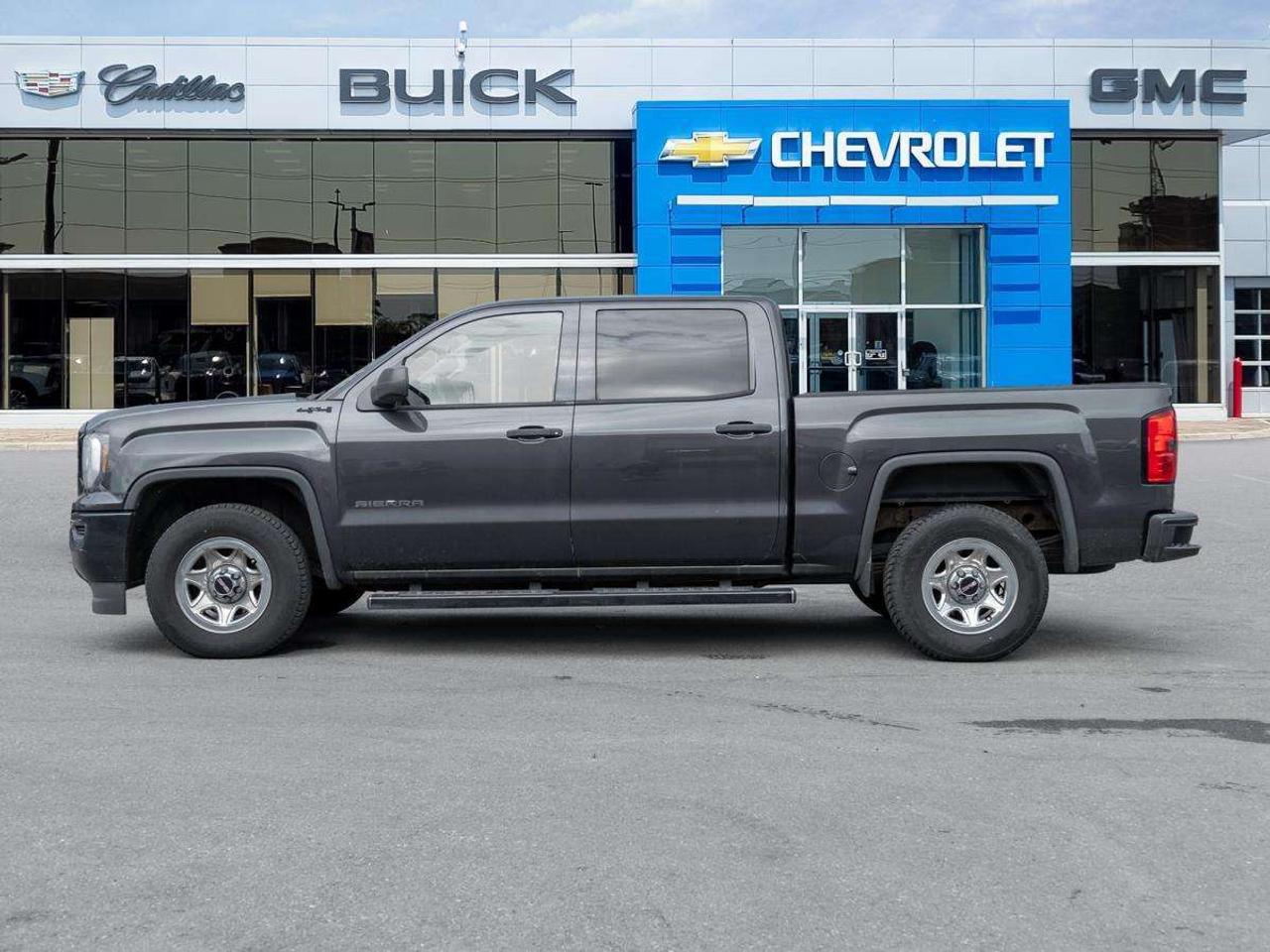 2016 GMC Sierra 1500 4WD Crew Cab Short Box Photo