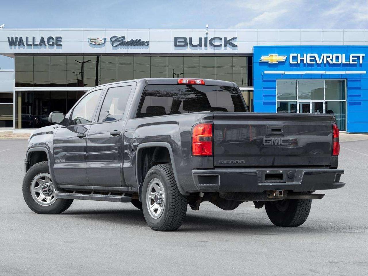 2016 GMC Sierra 1500 4WD Crew Cab Short Box Photo