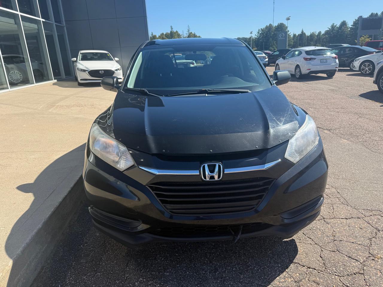 2018 Honda HR-V LX (M6) 4dr Front-Wheel Drive Photo
